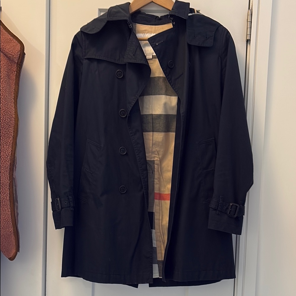 Burberry navy Trench Coat with Plaid Lining